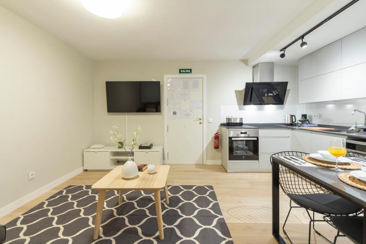 Dobohomes - Clara Del Rey Madrid Exteriér fotografie